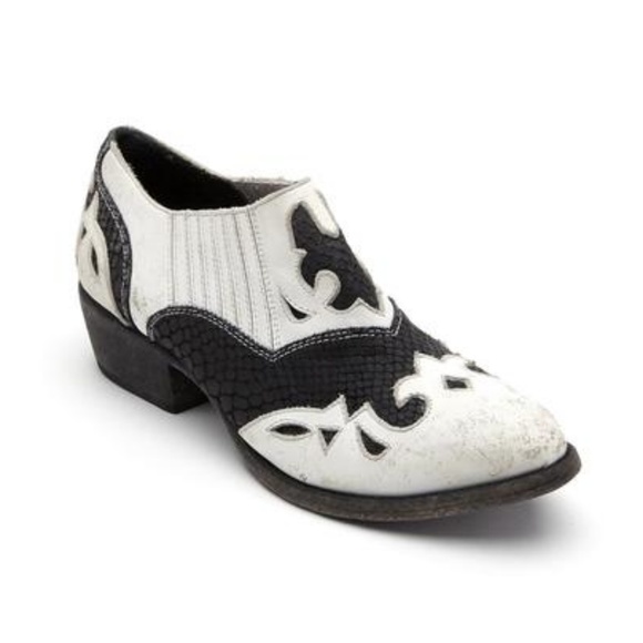 Matisse Shoes - Matisse Steely Western Booties